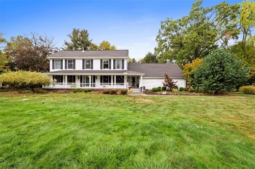 12 Square Circle Dr, Madison, OH, 44057-2917 | Card Image