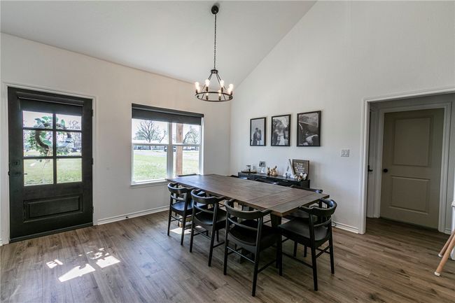 1973 Jackson Ln, House other with 3 bedrooms, 2 bathrooms and 2 parking in China Spring TX | Image 12