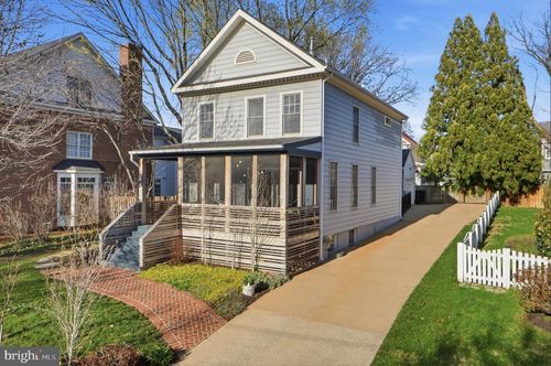 1433 Buena Vista Ave, MCLEAN, VA, 22101-3511 | Card Image