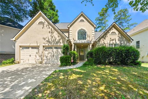 2235 Wilmington Cir Ne, Marietta, GA, 30062-1696 | Card Image