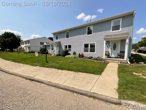 9446 Parkwood N, Davison Twp, MI, 48423 | Card Image