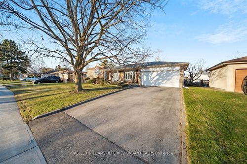 lower-181 Centennial Rd, Scarborough, ON, M1C2A1 | Card Image