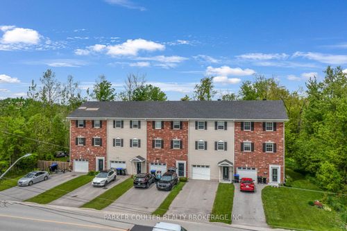 2616 Grand Tamarack Cres, Severn, ON, L3V7A8 | Card Image