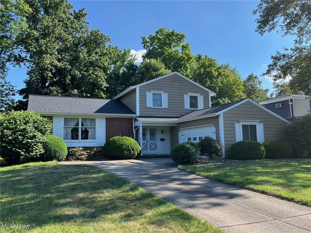 Byron Dr, North Olmsted, OH 44070