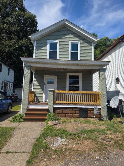750 19th Ave, New Brighton, PA, 15066-1333 | Card Image