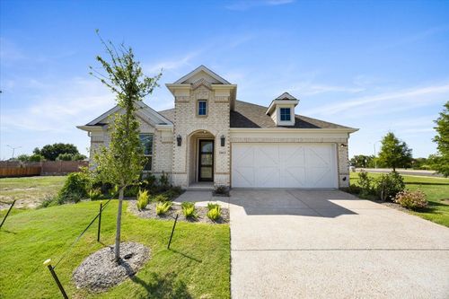 2463 Bussey Dr, Irving, TX, 75062-1225 | Card Image