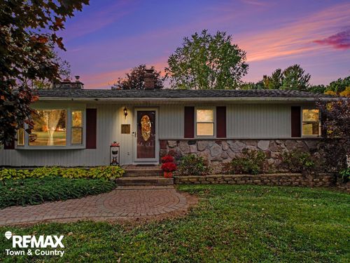 7117 Stanley Road, Flushing Charter Township, MI, 48433 | Card Image
