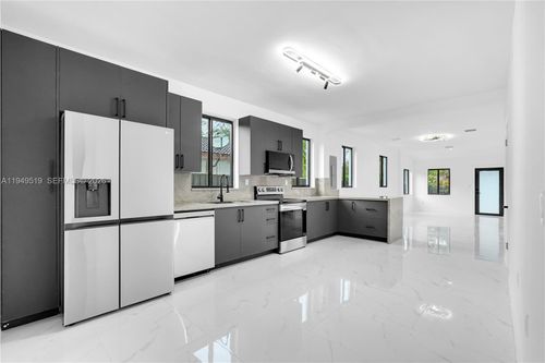 972 Sw 44th Ave, Miami, FL, 33134-2535 | Card Image