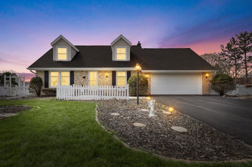 766 Kingston Ct, HARTLAND, WI, 53029-2557 | Card Image