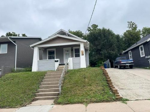 1100 Se 15th Street, Cedar Rapids, IA, 52401 | Card Image