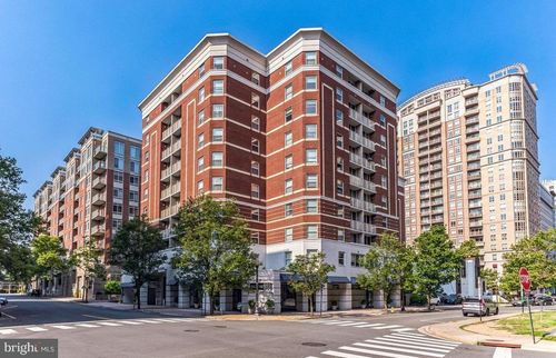 apt-702-880 N Pollard St, ARLINGTON, VA, 22203-1748 | Card Image