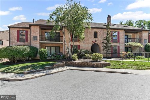 21-421 Washington Pl, CHESTERBROOK, PA, 19087-5867 | Card Image