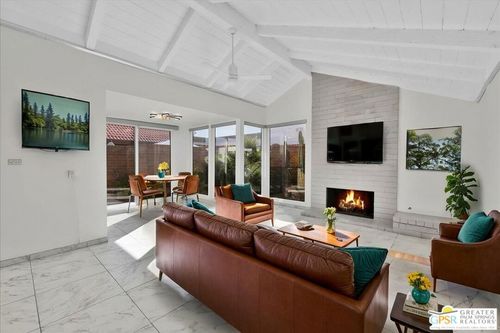 b-2490 Miramonte Cir E, Palm Springs, CA, 92264-5741 | Card Image