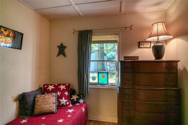 Bedroom | Image 17