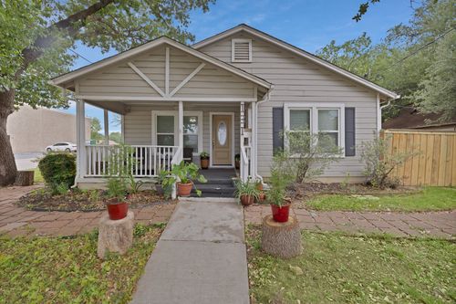131 Milton St, Lewisville, TX, 75057-3823 | Card Image