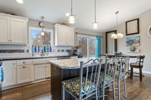 25514 12th St W, Zimmerman, MN, 55398-3800 | Card Image