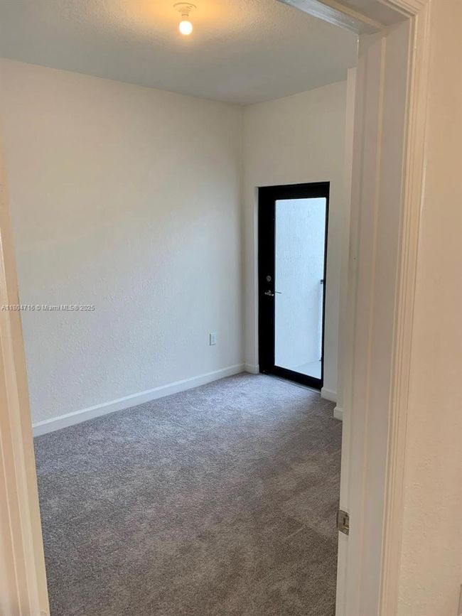0 - 21025 Ne 8 Th Ave, Townhouse with 3 bedrooms, 3 bathrooms and null parking in Miami FL | Image 8