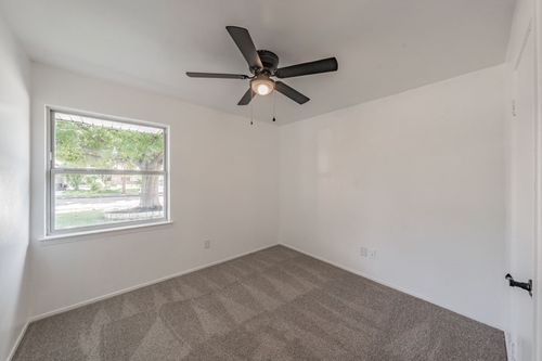 1509 Meadowcrest Dr, Garland, TX, 75042-5860 | Card Image