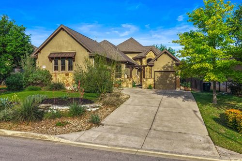 22204 Red Yucca Rd, Spicewood, TX, 78669-6904 | Card Image