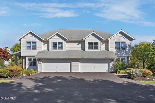 2467 Nott St E, Niskayuna, NY, 12309-4385 | Card Image