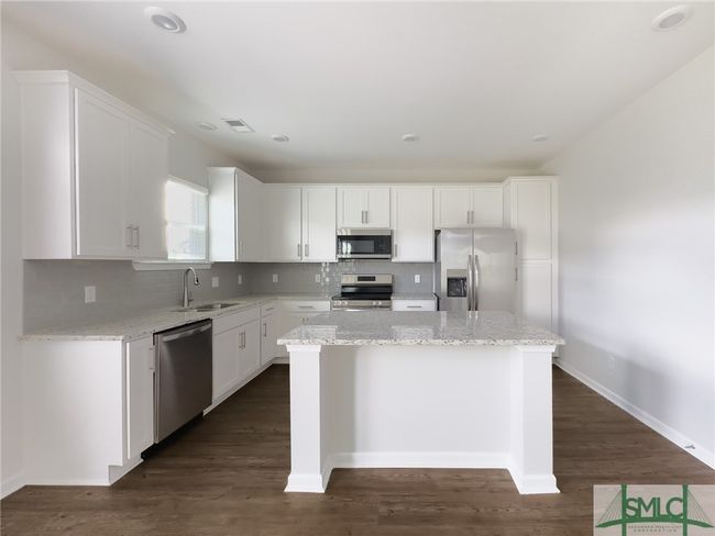 117 Fenway St, House other with 5 bedrooms, 3 bathrooms and null parking in Savannah GA | Image 5