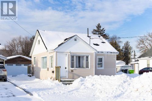 21 Cameron Ave, Sault Ste. Marie, ON, P6B4W6 | Card Image