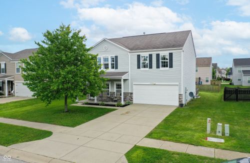 3201 Underwood Dr, Whiteland, IN, 46184-9594 | Card Image