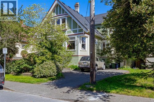 143 Government Street, Victoria, BC, V8V2K6 | Card Image