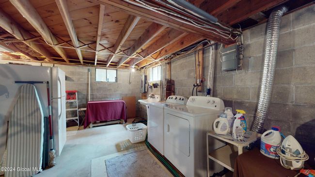 8 Sunrise Ct, House other with 3 bedrooms, 2 bathrooms and 6 parking in Silver Bay NY | Image 23