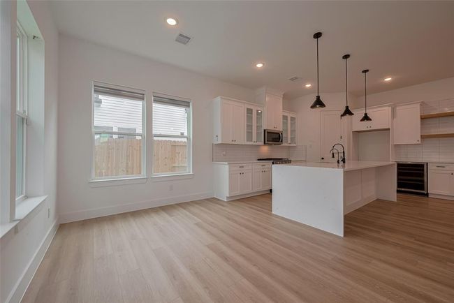 2532 Wall St, House other with 3 bedrooms, 3 bathrooms and 2 parking in Houston TX | Image 8