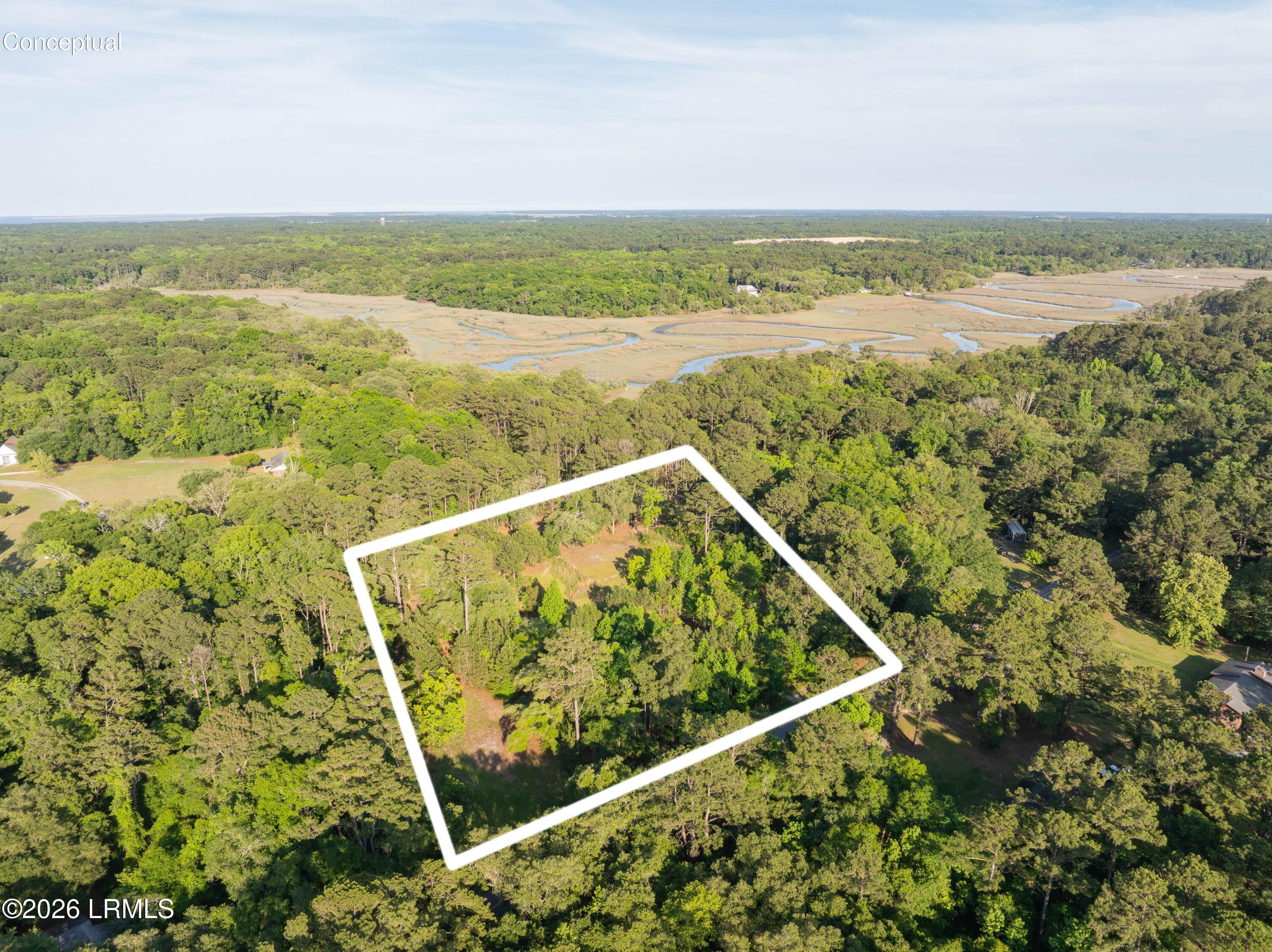 Land in Beaufort 5