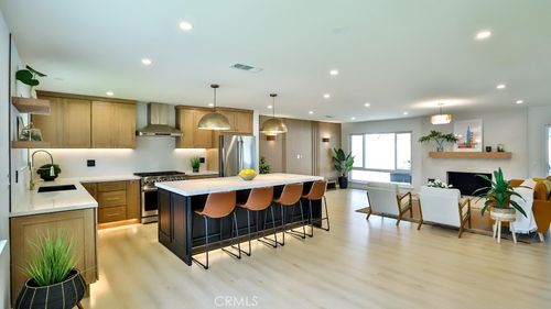 2737 Lorenzo Ave, Costa Mesa, CA, 92626-5530 | Card Image