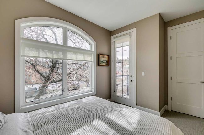 18 27 Avenue Sw, House other with 4 bedrooms, 4 bathrooms and 2 parking in Calgary AB | Image 38