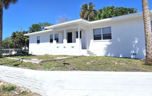 419 N Peninsula Dr, Daytona Beach, FL, 32118-4240 | Card Image