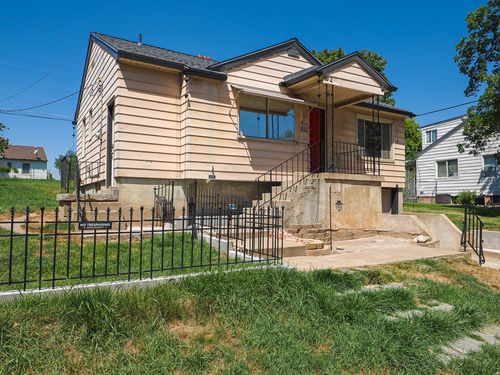 117 Country Club Dr, South Ogden, UT, 84405-2704 | Card Image