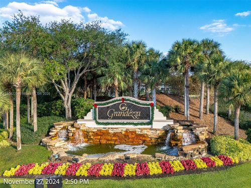 20000 Seadale Ct, ESTERO, FL, 33928-7728 | Card Image