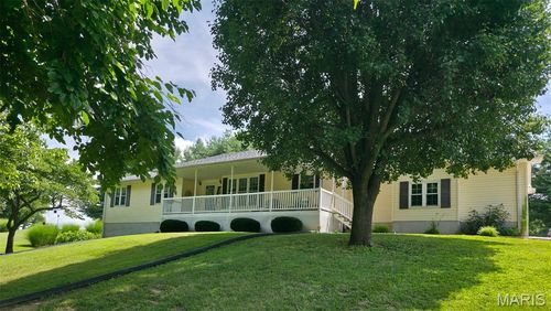 40 Ridge St, Moro, IL, 62067-1016 | Card Image