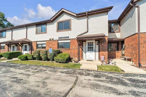 5835 Cambridge Cir, Mount Pleasant, WI, 53406-2845 | Card Image