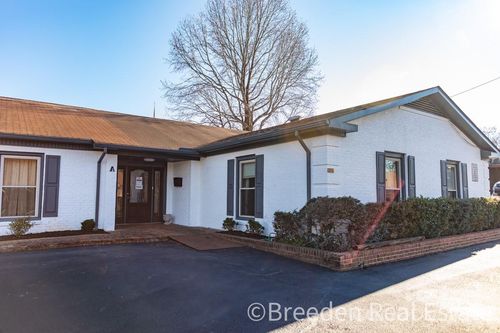 a-204 E Mcdowell St, Morganton, NC, 28655-3545 | Card Image