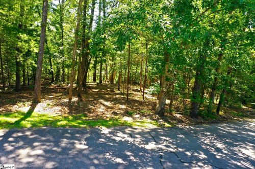 315 Fernwood Dr, Salem, SC, 29676-2623 | Card Image