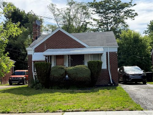 18286 Oakfield St, Detroit, MI, 48235-3281 | Card Image