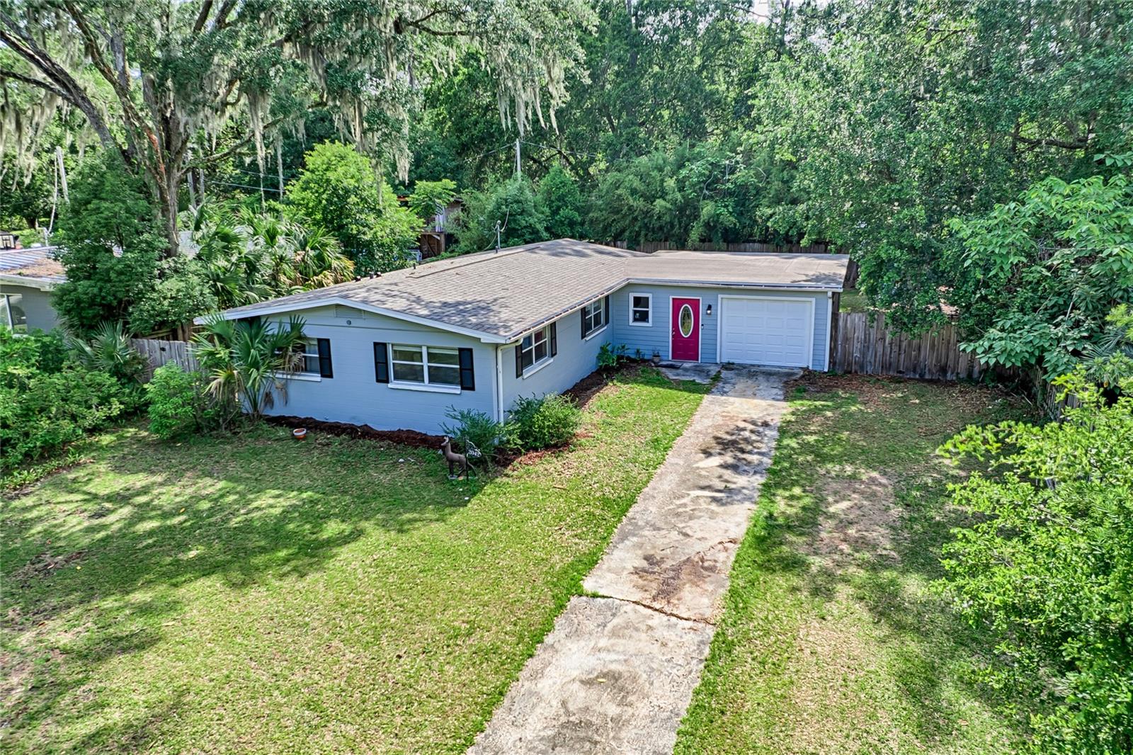 9th Ter, Gainesville, FL 32609