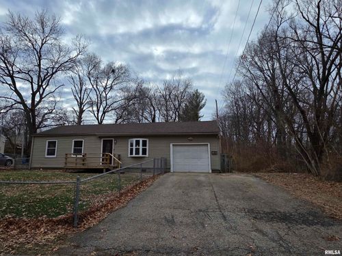 9 Bryant Ln, Springfield, IL, 62702-2225 | Card Image