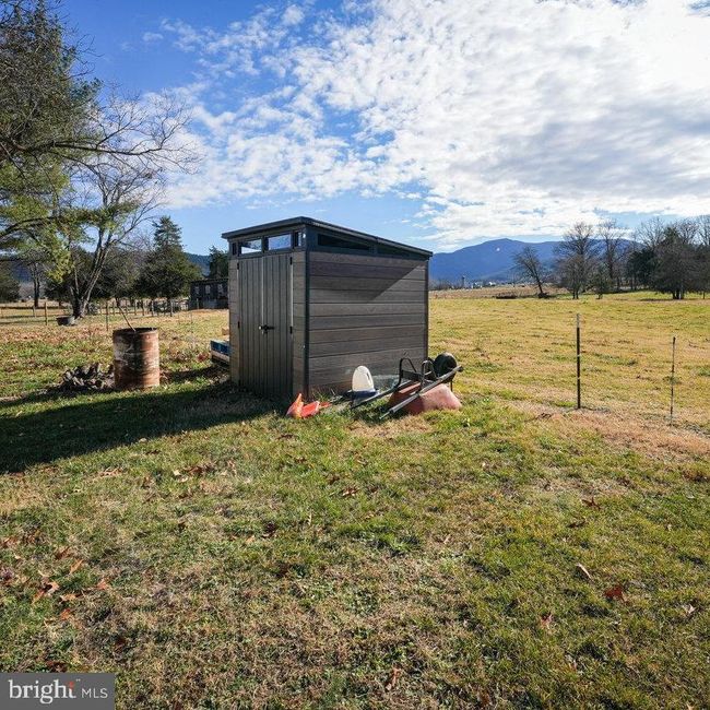 300 Martin St, House other with 4 bedrooms, 2 bathrooms and null parking in LURAY VA | Image 55