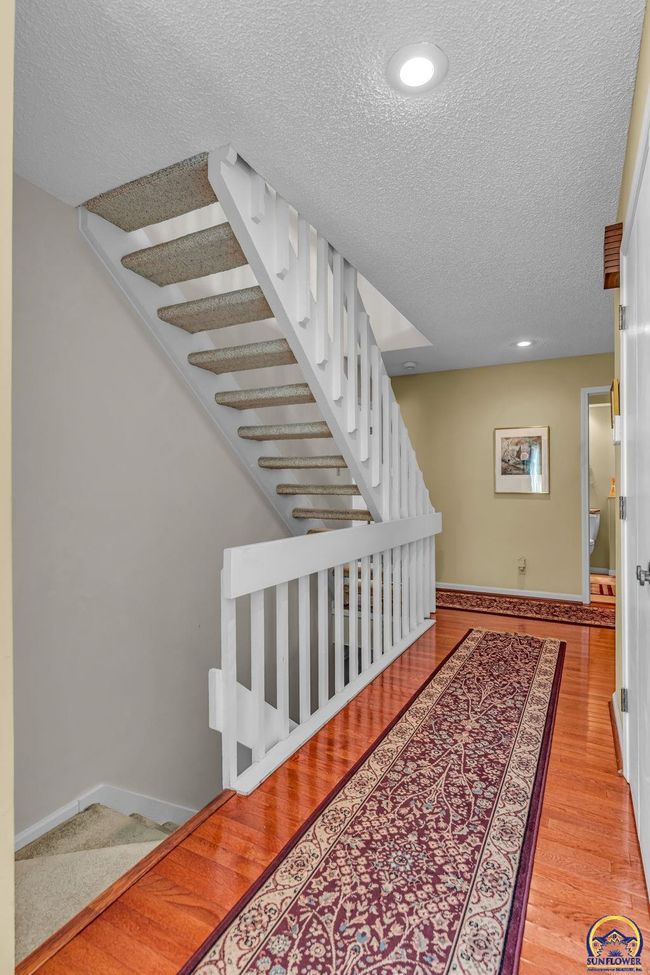 13 Sw Pepper Tree Ln, Townhouse with 4 bedrooms, 4 bathrooms and null parking in Topeka KS | Image 22