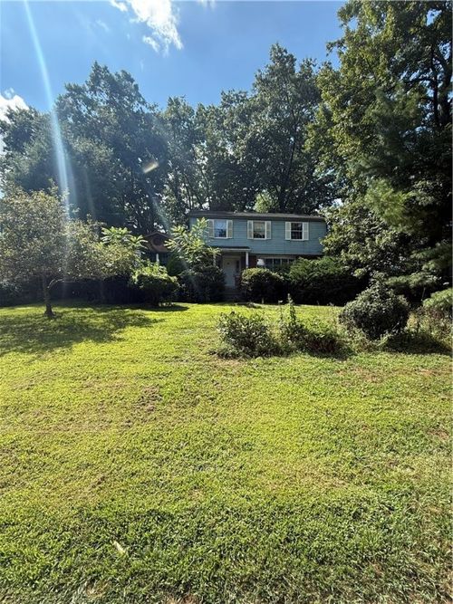 734 Heathergate Dr, Pittsburgh, PA, 15238-1030 | Card Image