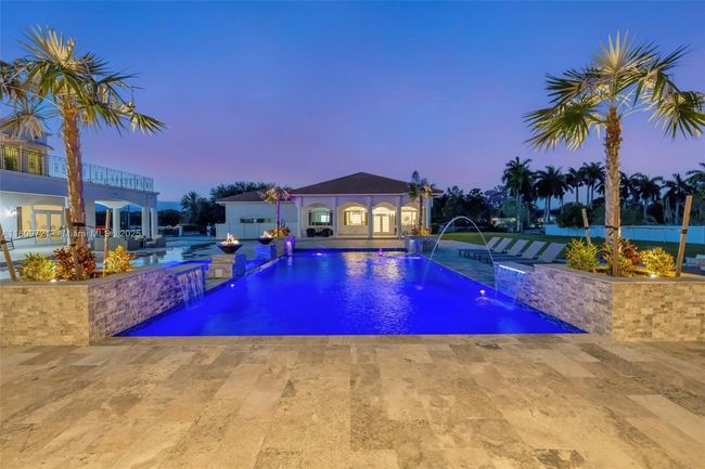4610 Sw 178 Th Ave, House other with 8 bedrooms, 8 bathrooms and null parking in Southwest Ranches FL | Image 89