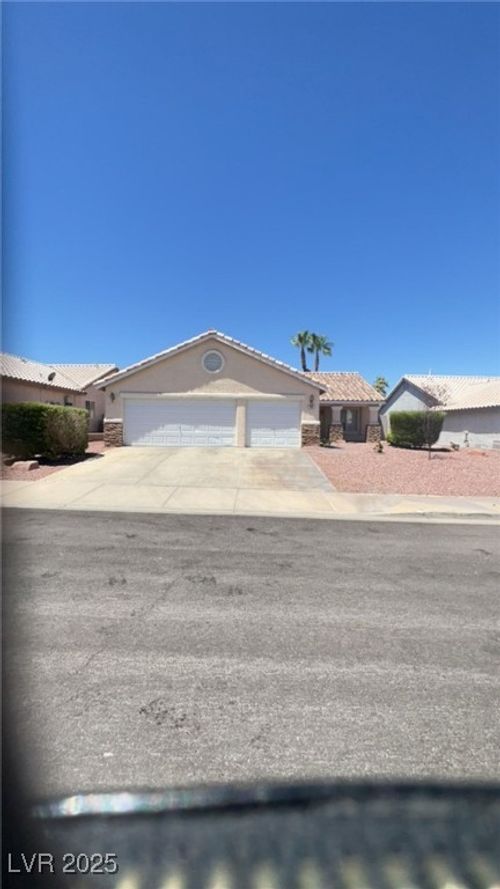 247 Ventana Village Ln, Henderson, NV, 89074-8083 | Card Image