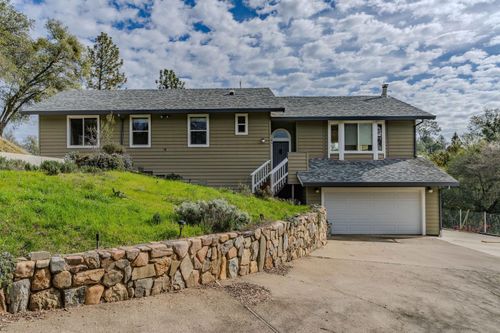 4016 Glory Hole Ct, Mokelumne Hill, CA, 95245-9587 | Card Image