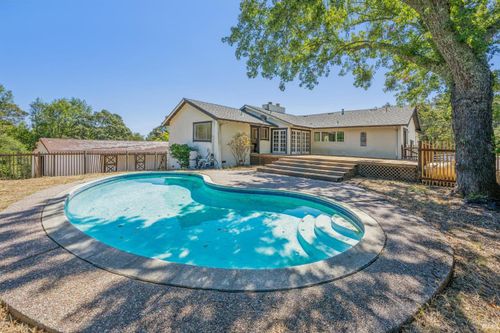 18943 Spring Drive, Sonoma, CA, 95476 | Card Image